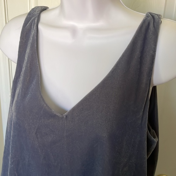LOFT velvet camisole  tank top size M BNWT - Picture 2 of 9
